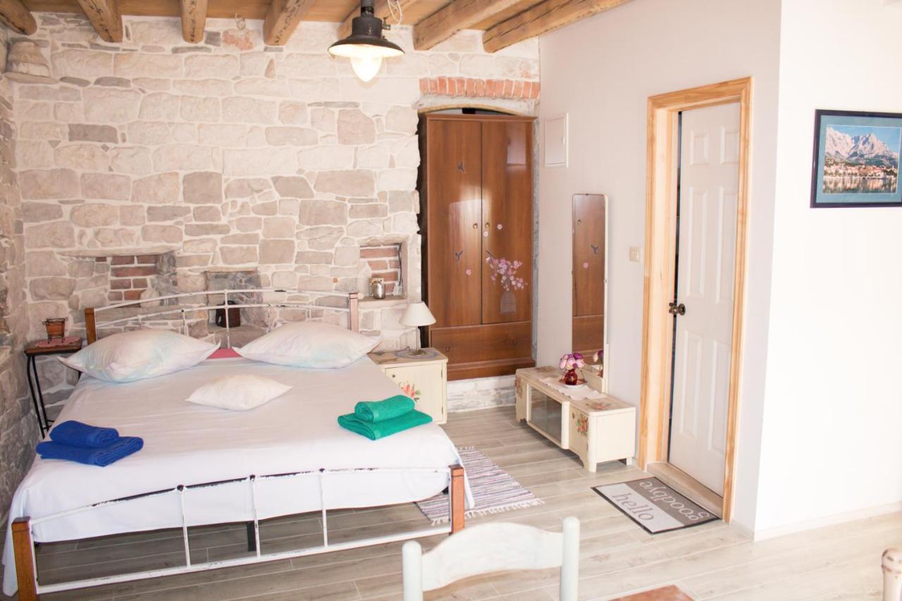 Ferienwohnung House Kvin Baška Voda Exterior foto