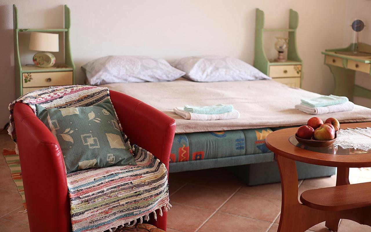 Ferienwohnung House Kvin Baška Voda Exterior foto